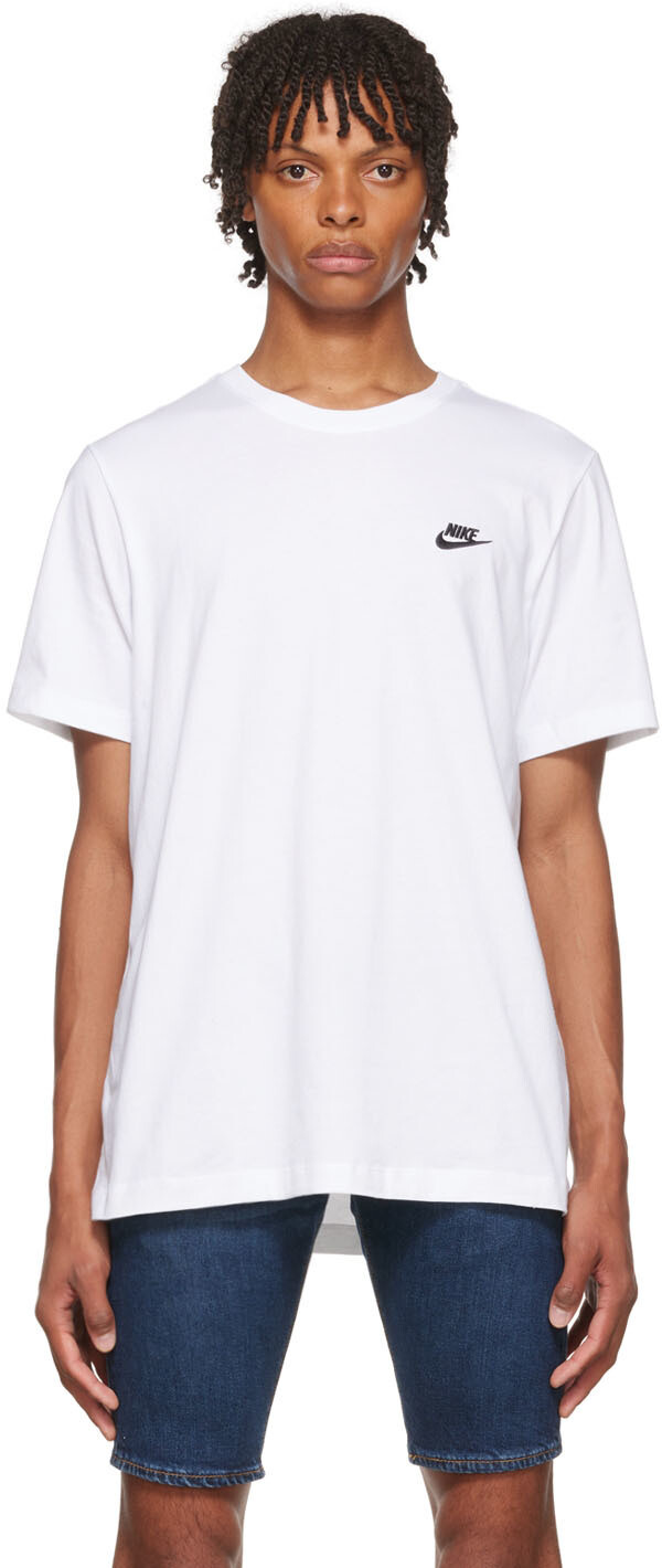 

Белая футболка Club Sportswear Nike