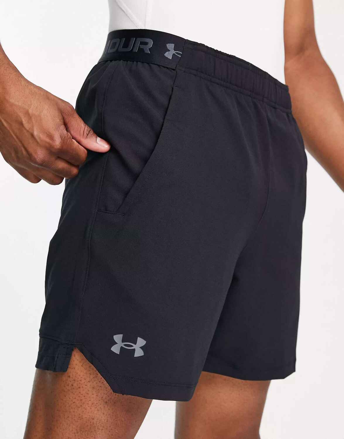 

Черные тканые шорты длиной 6 дюймов Under Armour Training Vanish
