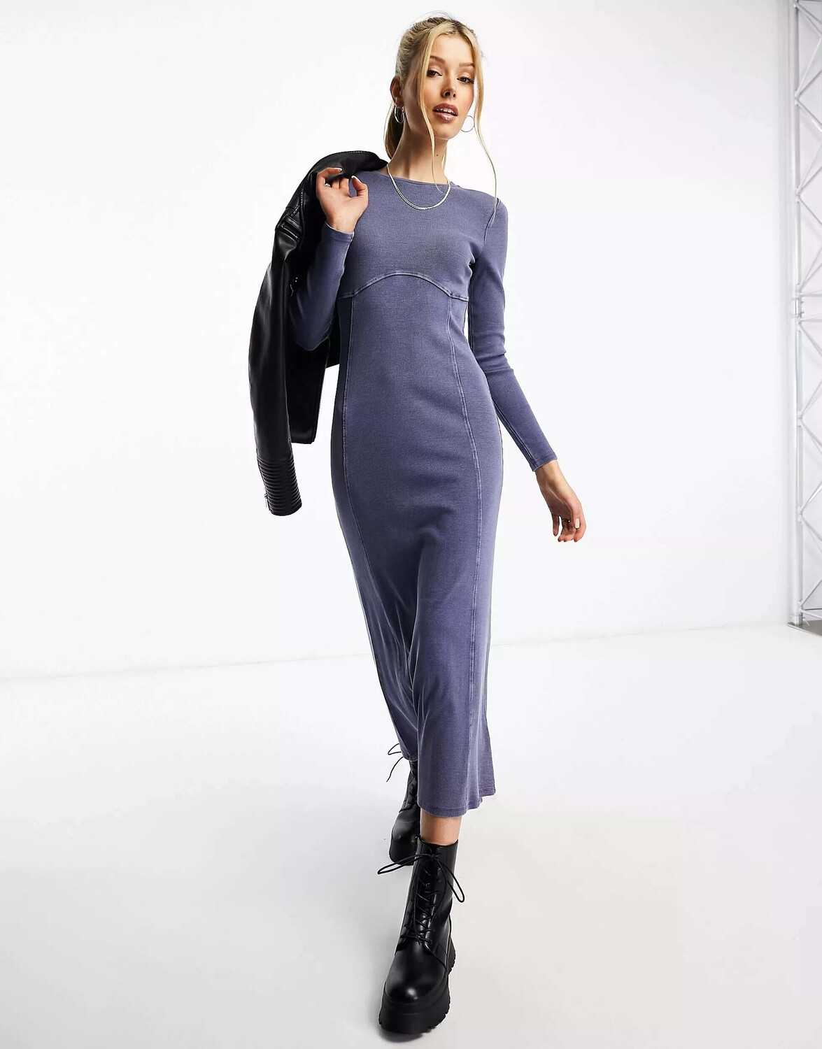 

Платье макси цвета индиго с корсетными швами Miss Selfridge
