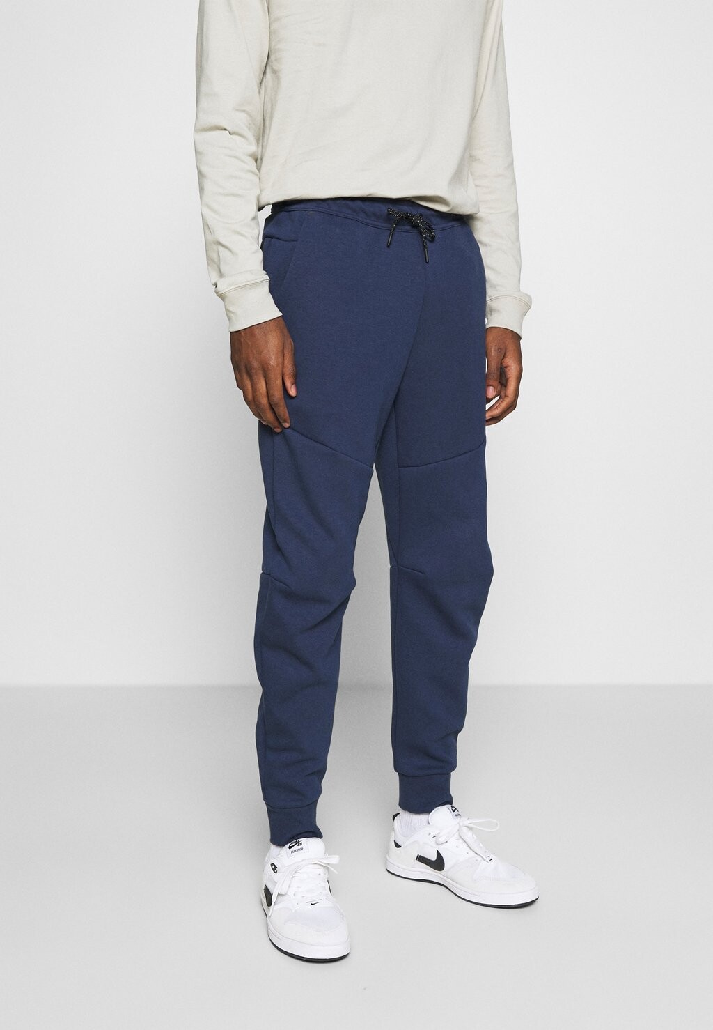 

Спортивные брюки M Nsw Tch Flc Jggr Nike, цвет midnight navy/black
