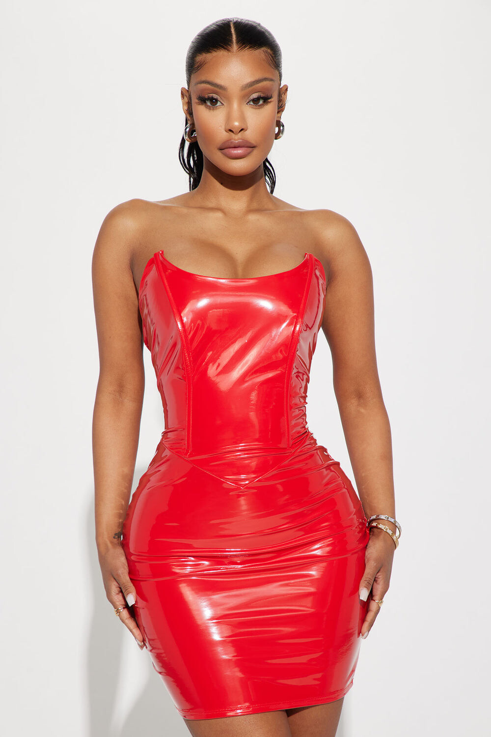 

Мини платье Fashion Nova ED2366N, красный