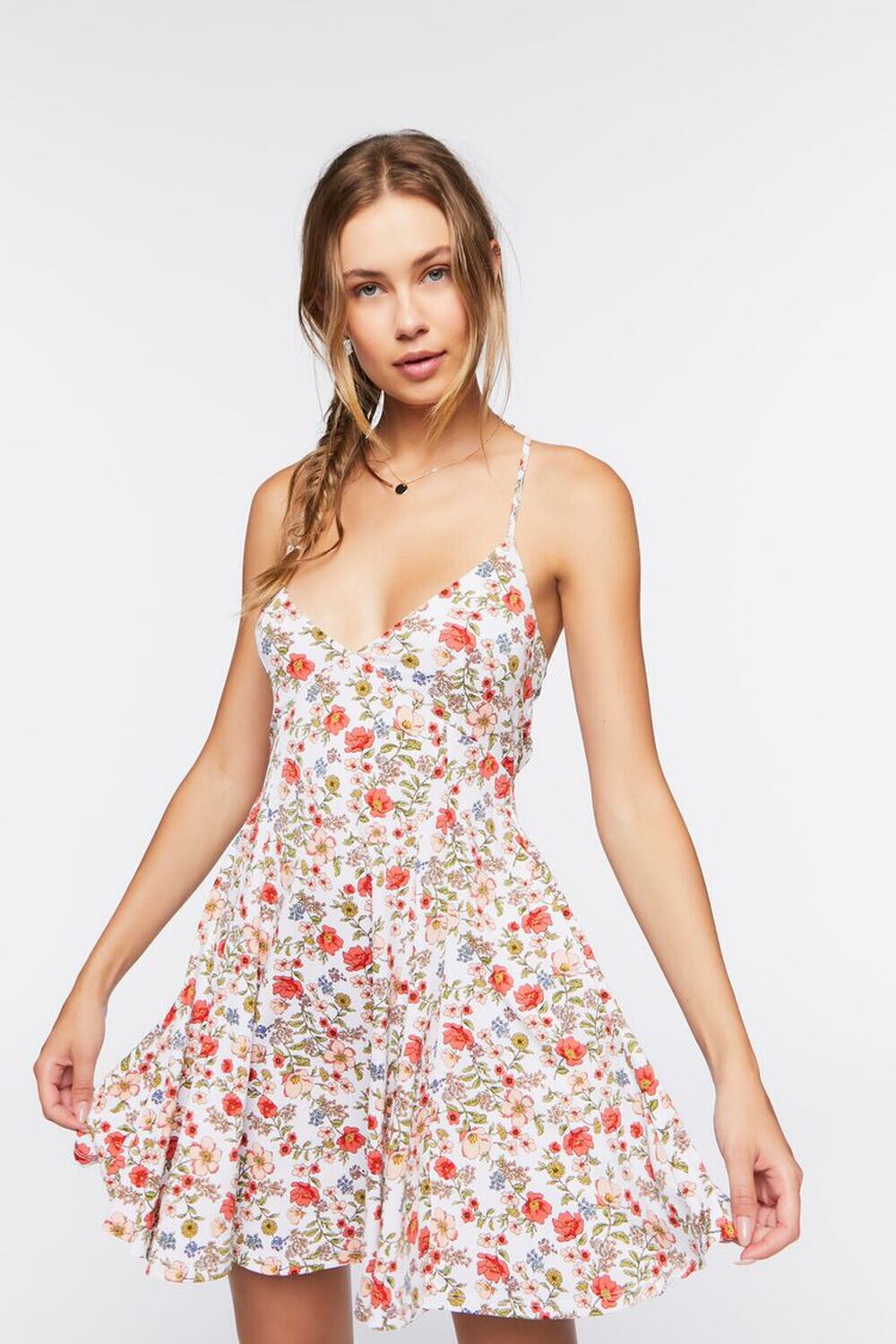 

Мини-платье с цветочным принтом Forever 21, белый
