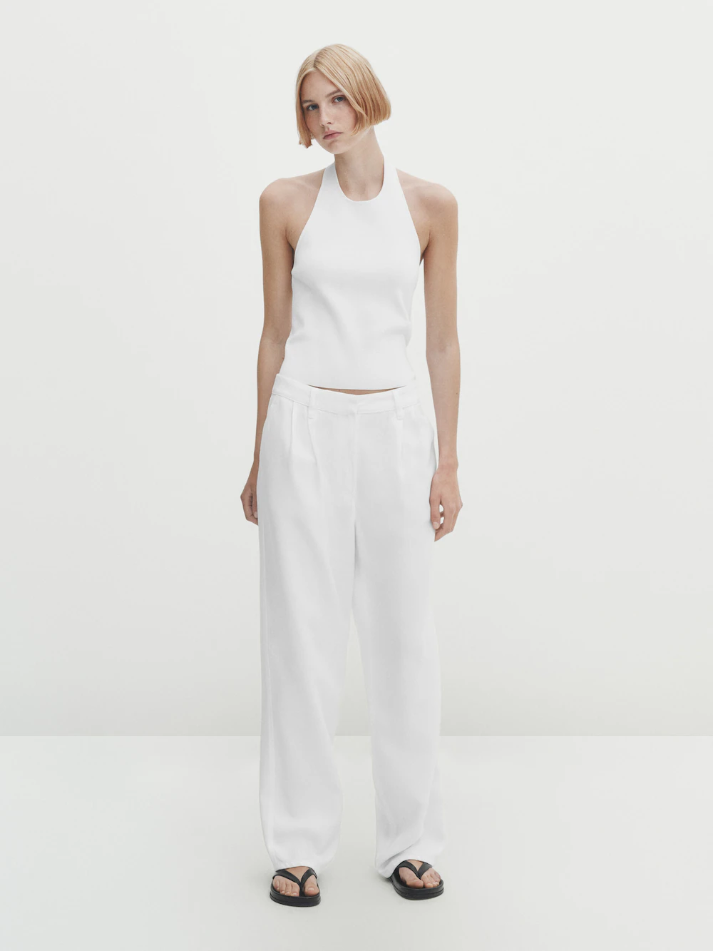 

Трикотажный топ с холтером Massimo Dutti, белый