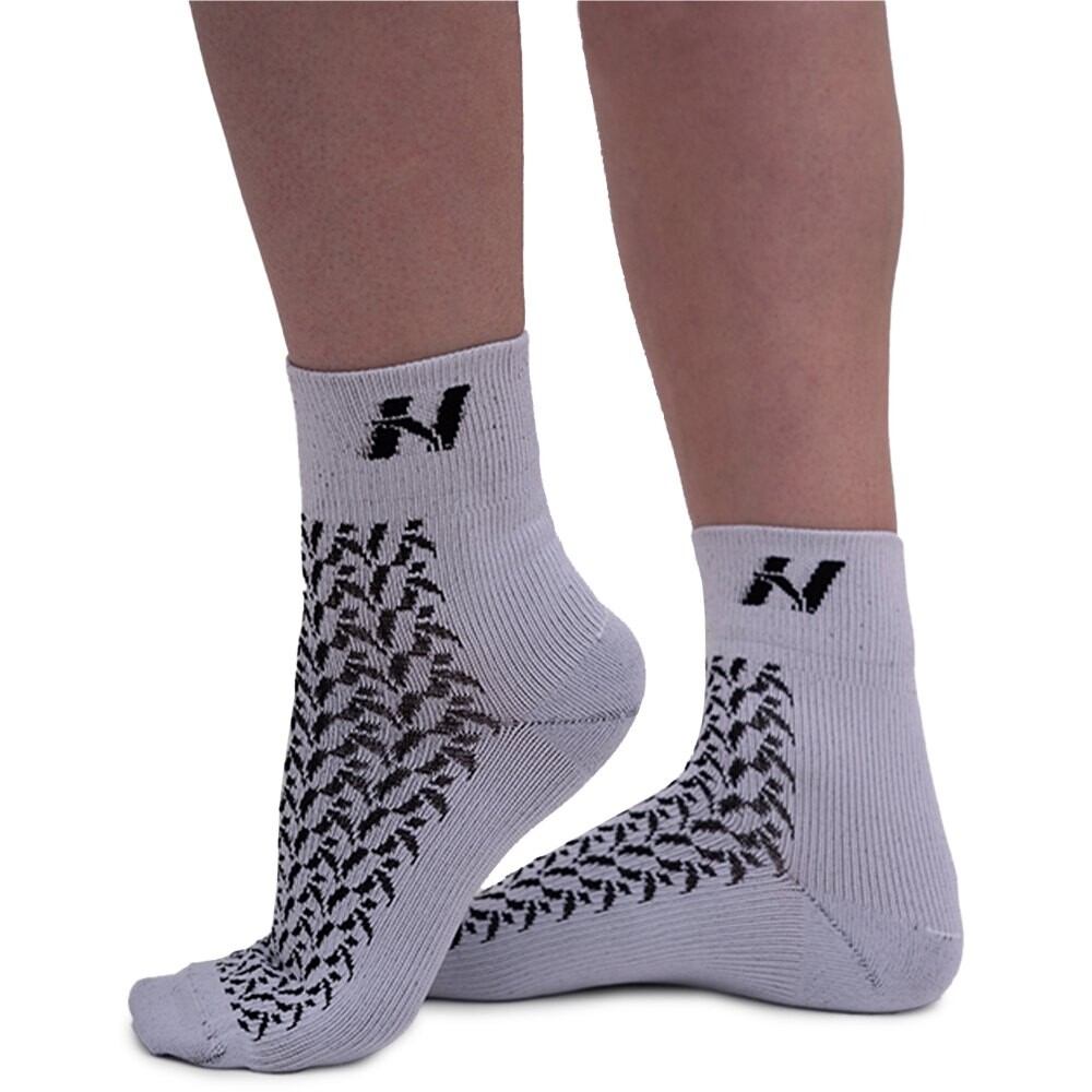 

Носки Nebbia Hi-Tech N-Pattern 130 Half, серый