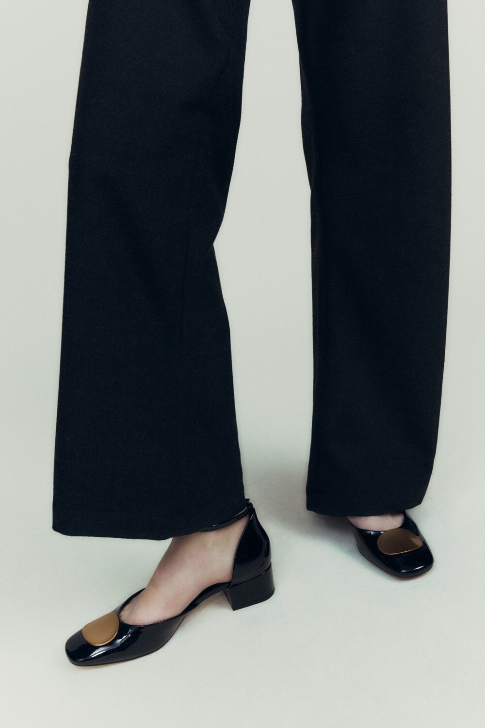 

Украшенные туфли на блочном каблуке ZARA, черный