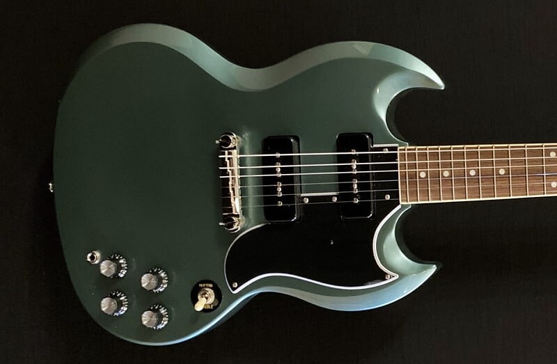 

SG Special P-90 — выцветший пелхэмский синий Epiphone SG Special P-90 -