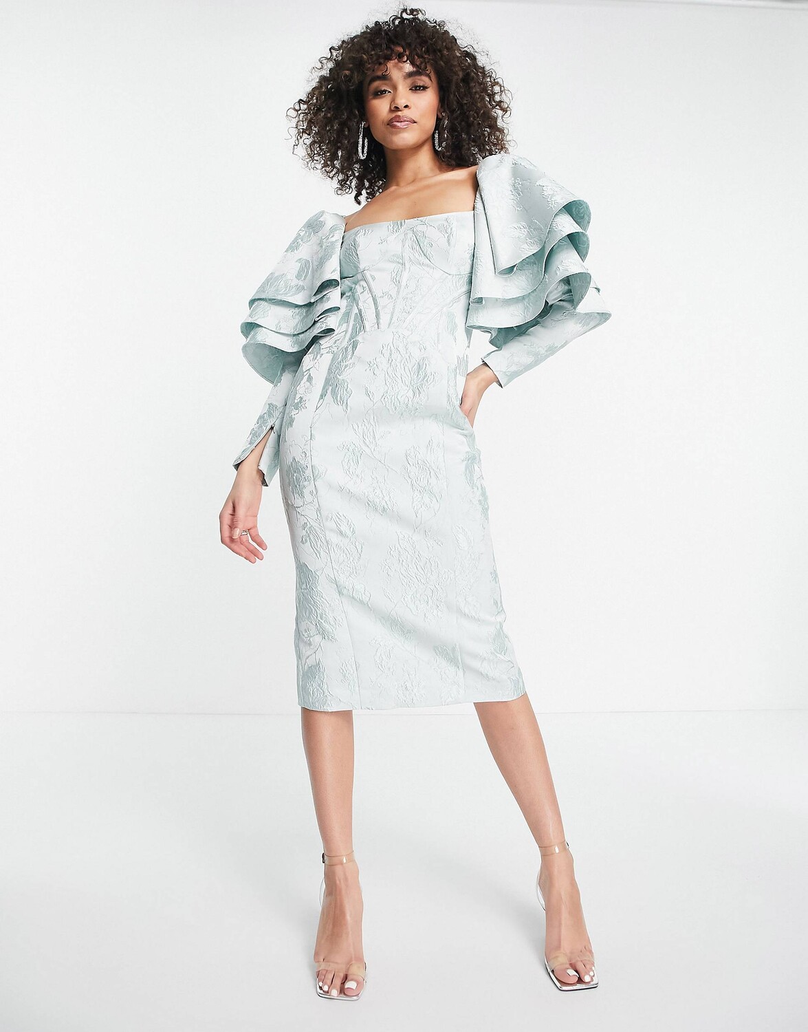 

Жаккардовое платье миди ASOS LUXE с тройными оборками на плечах из морской пены