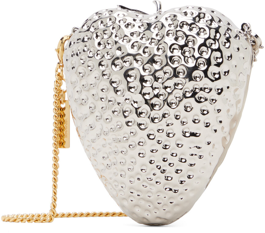 

Серебряный клатч в форме клубники Stella Mccartney