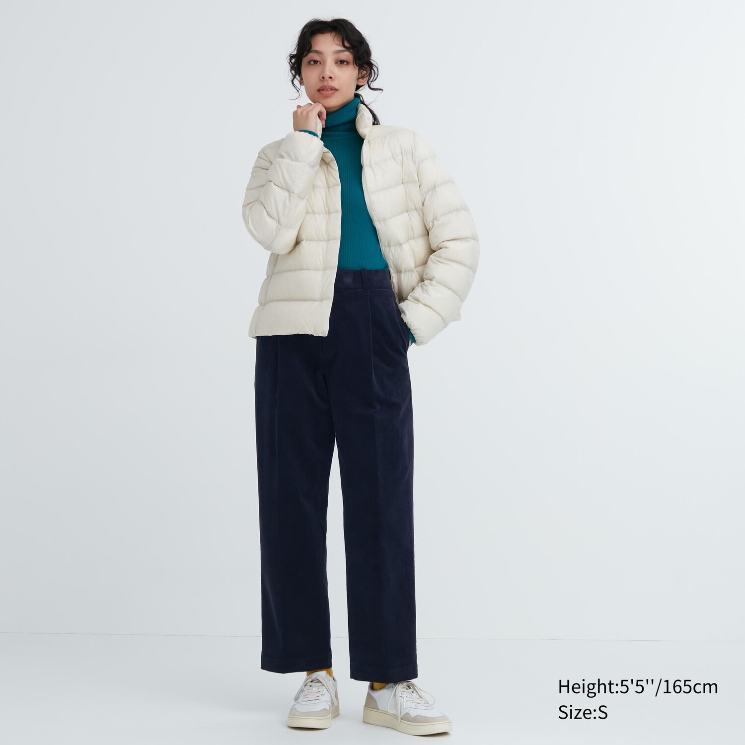 

Вельзовые брюки со склисами UNIQLO, темно-синий