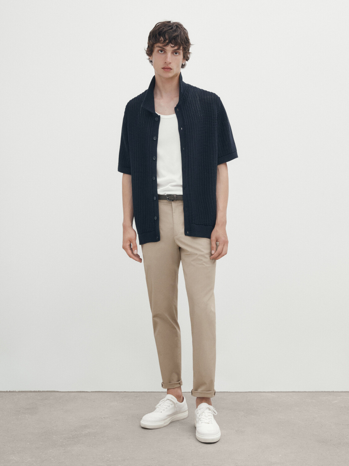 

Брюки-чиносы из джоггера Massimo Dutti, бежевый