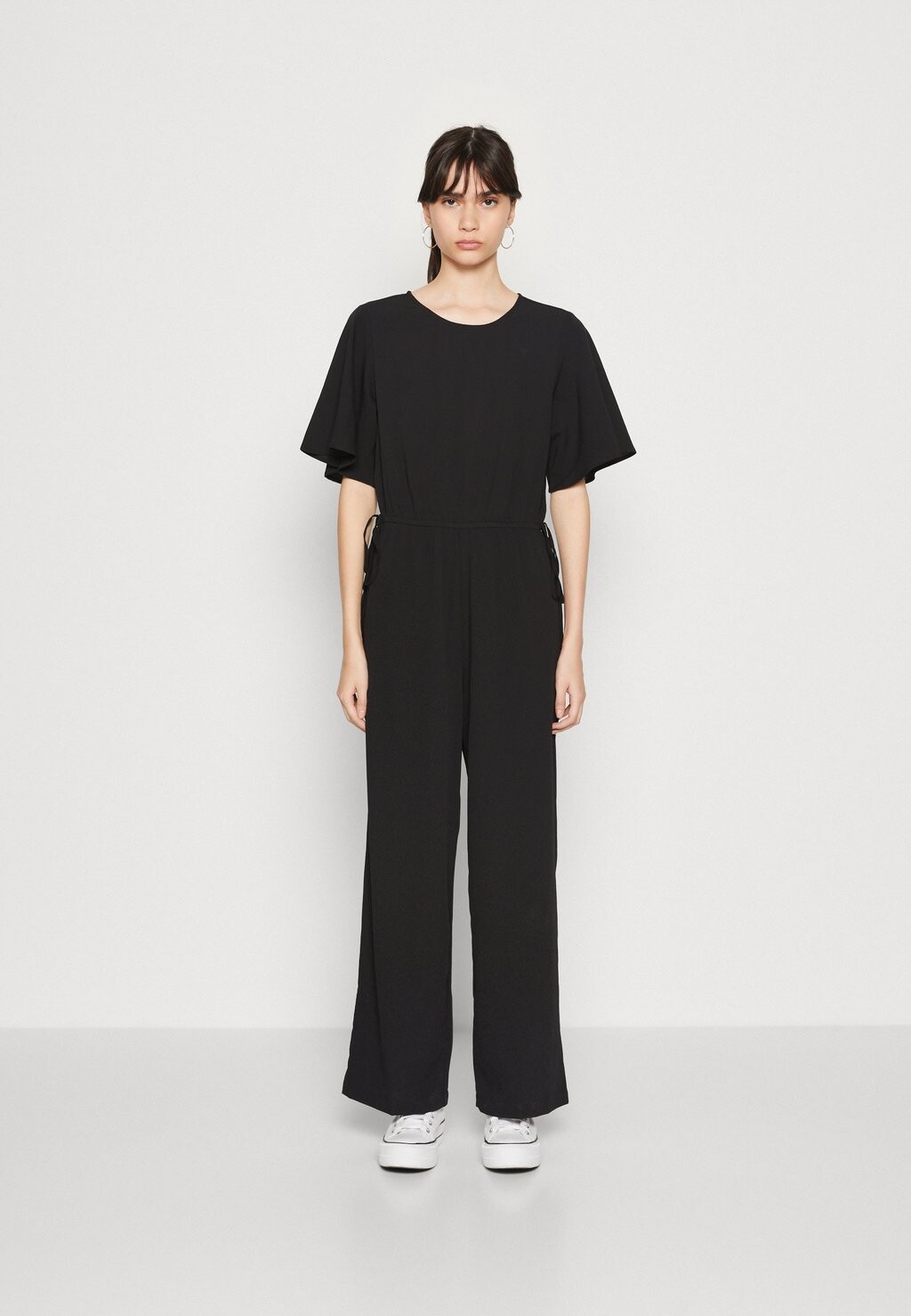 

Комбинезон Monki
