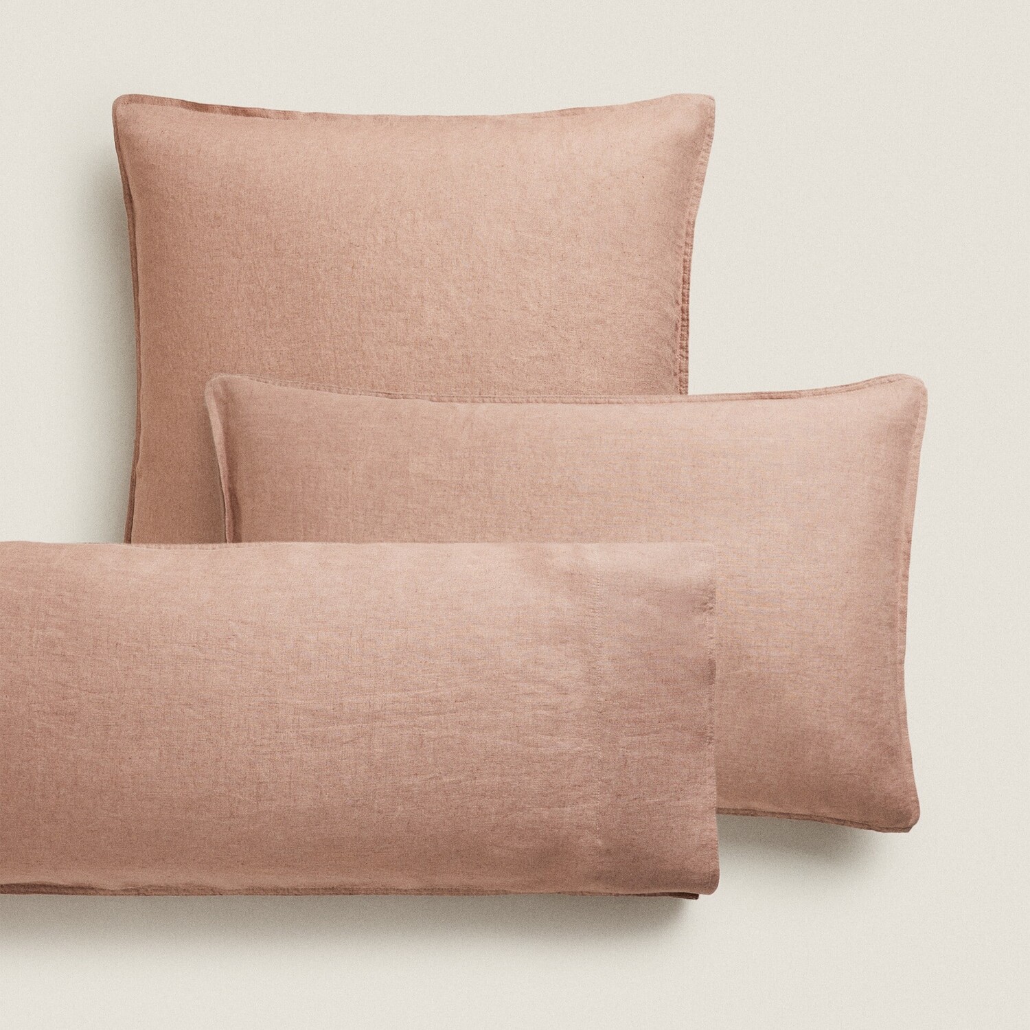 

Наволочка Zara Home Washed Linen, 140 г/м², розовый