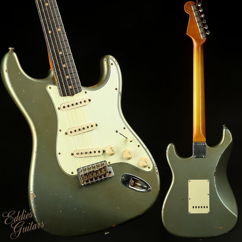 

Мастер Fender Custom Shop построил 1964 Stratocaster Relic — состаренный ледяной синий металлик Custom Shop Master Built 1964 Stratocaster Relic - Aged Ice Blue Metallic