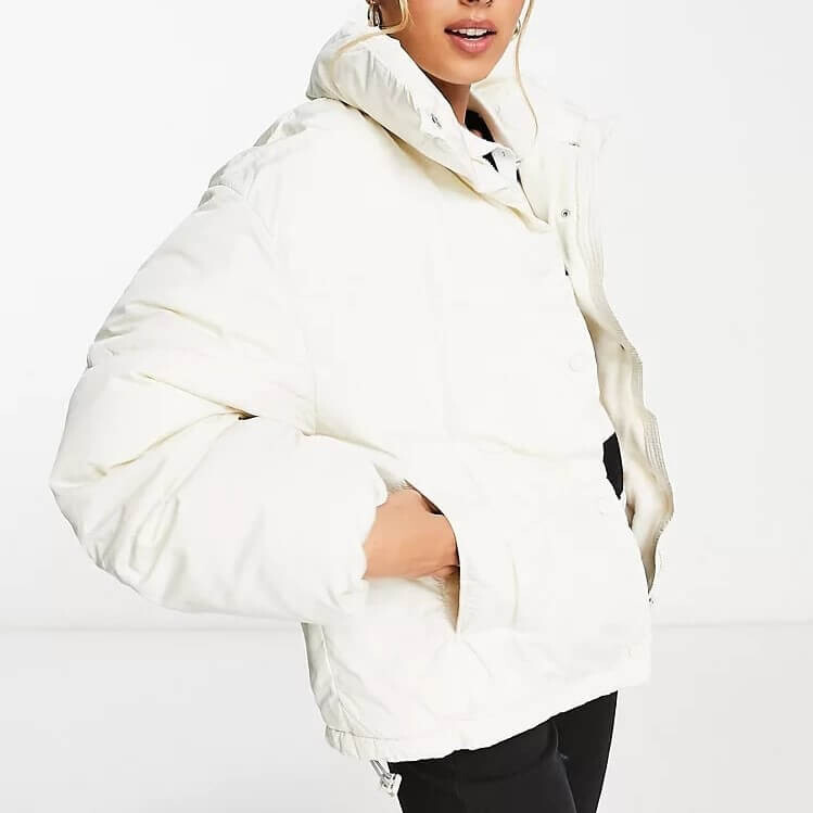 

Пуховик Pull&Bear, бежевый