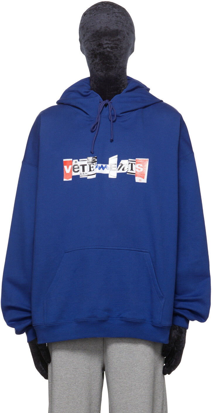 

Синяя худи с рисунком VETEMENTS