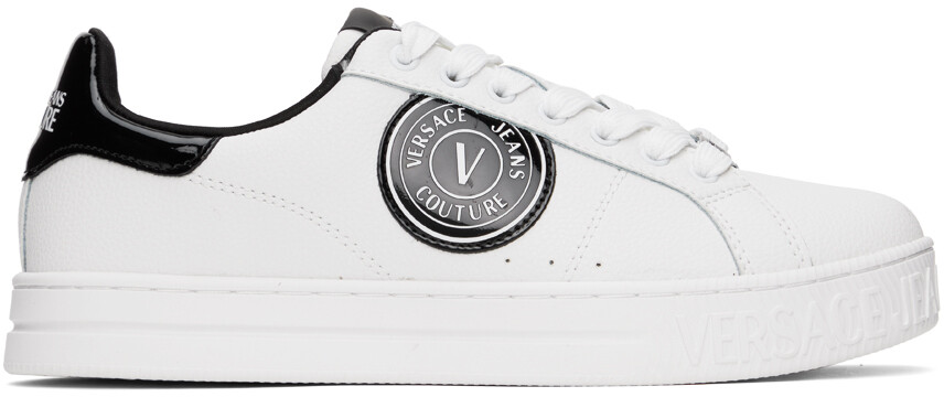 

Белые кроссовки Court 88 с V-образной эмблемой Versace Jeans Couture