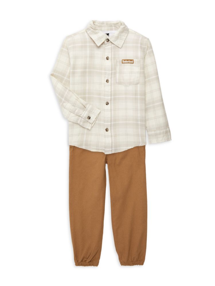 цена Комплект из двух предметов: рубашка и джоггеры для мальчика Timberland, белый