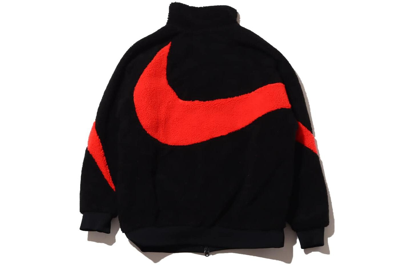 

Куртка мужская Nike, красный