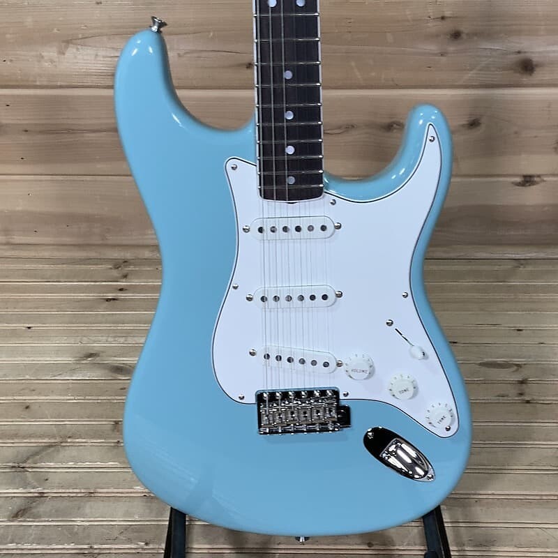 

Электрогитара Fender Eric Johnson Stratocaster - Tropical Turquoise Eric Johnson Stratocaster Electric Guitar - Tropical Turquoise