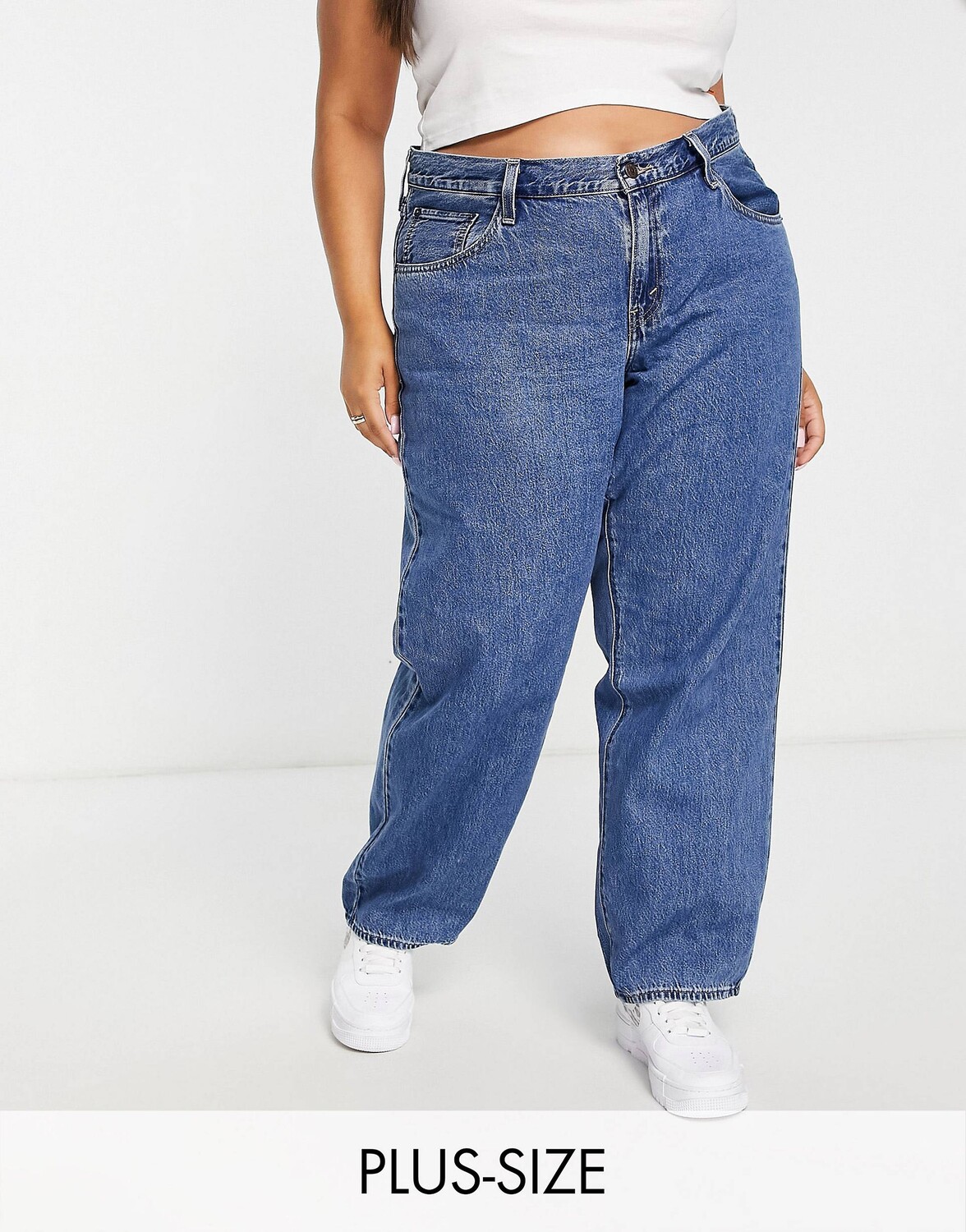 

Синие джинсы оверсайз Levi's Plus