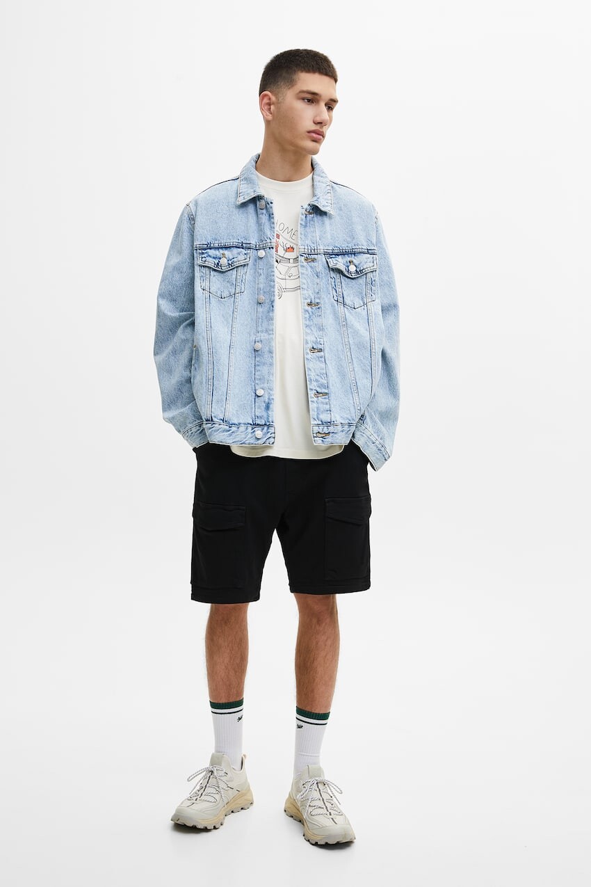 

Мягкие трикотажные шорты карго-бермуды Pull&Bear, черный
