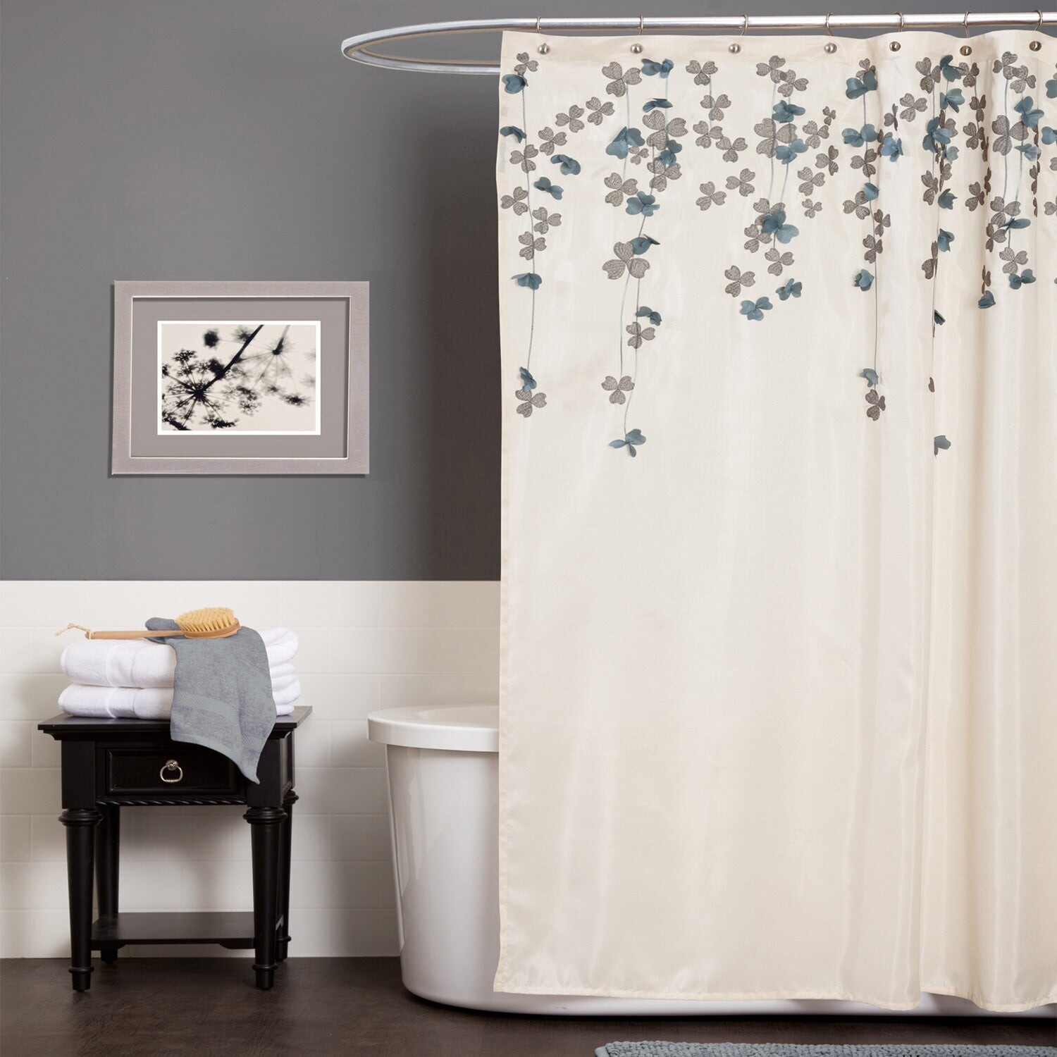 

Занавеска для душа с цветочными каплями Lush Decor, цвет Ivory_Blue