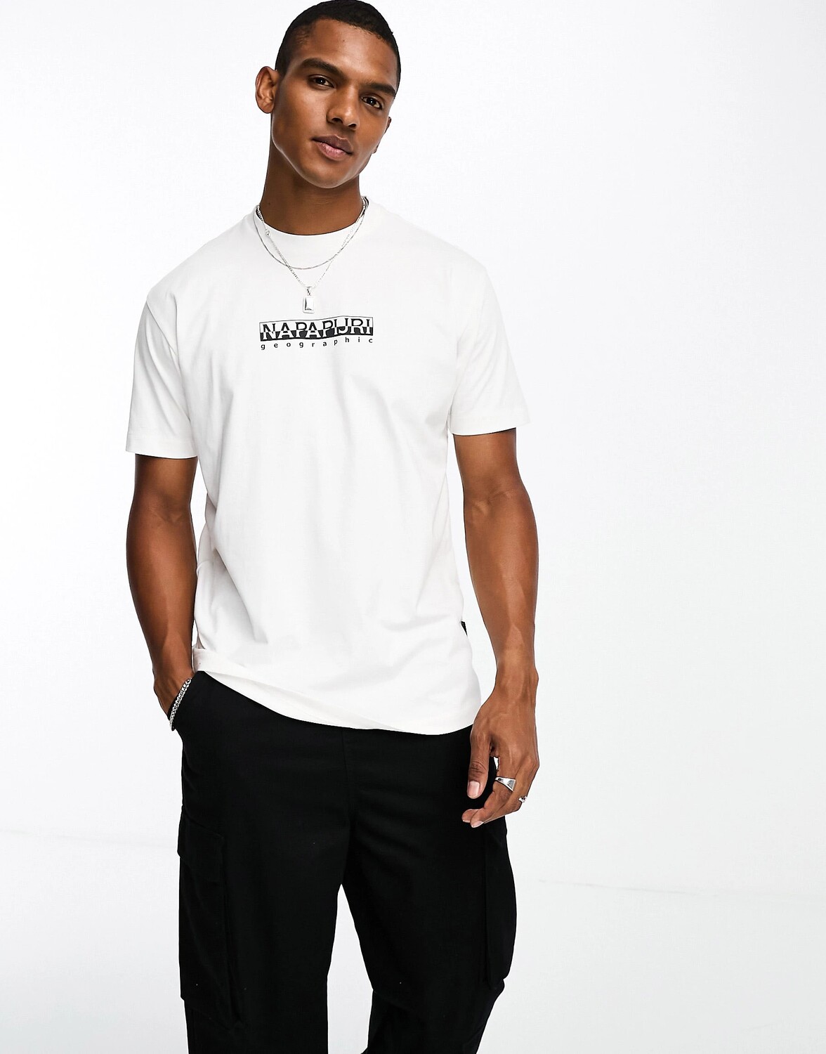 

Футболка Napapijri Box Chest Print, белый