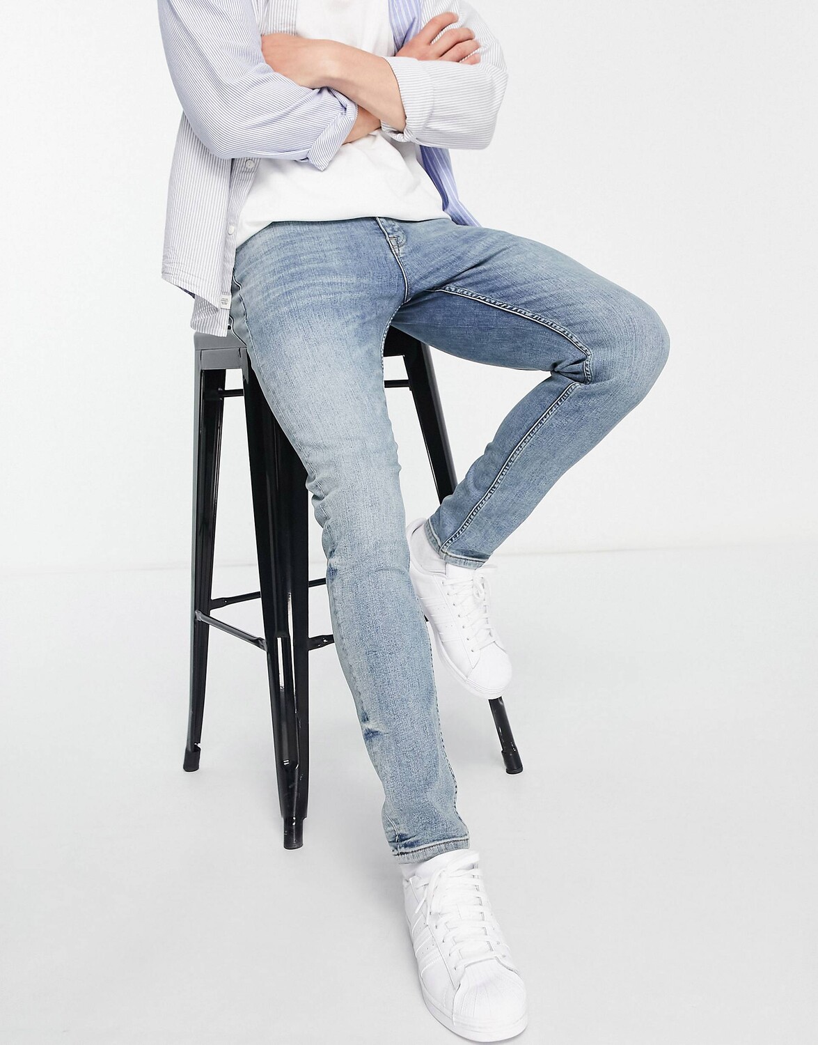 

Ярко-синие джинсы скинни ASOS DESIGN