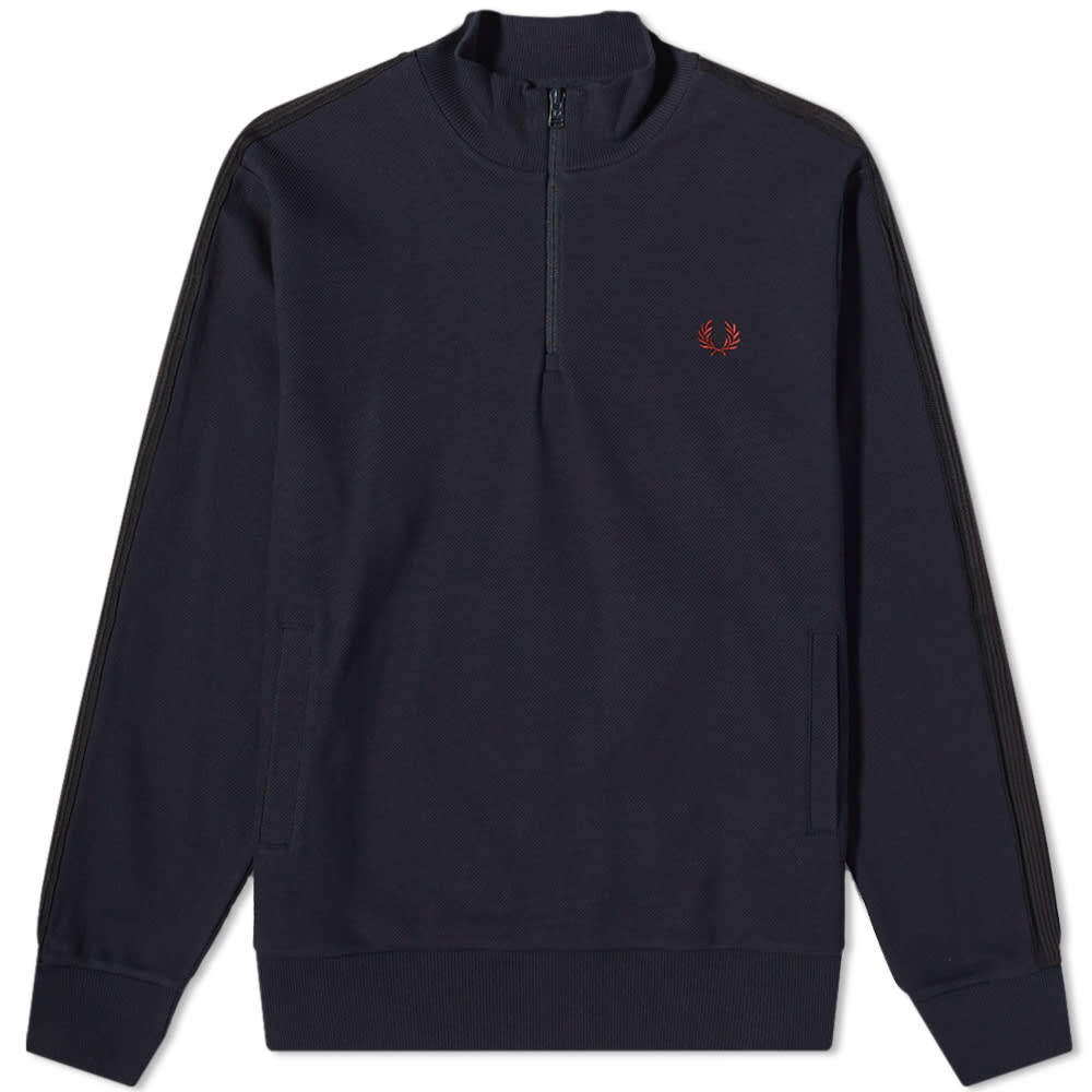 

Спортивный топ с молнией до середины тесьмы Fred Perry Authentic