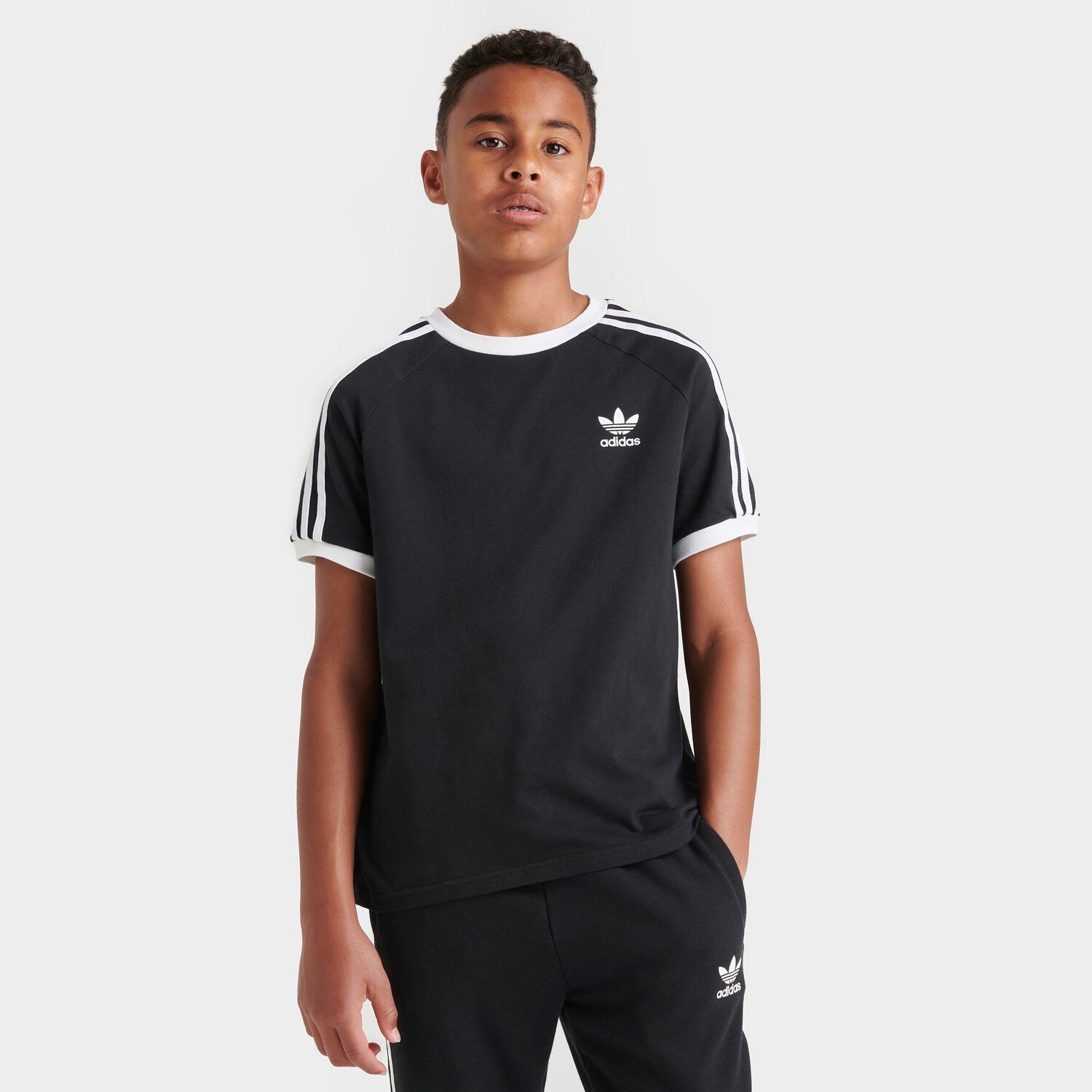 

Детская футболка Adidas Originals HK0264, черный