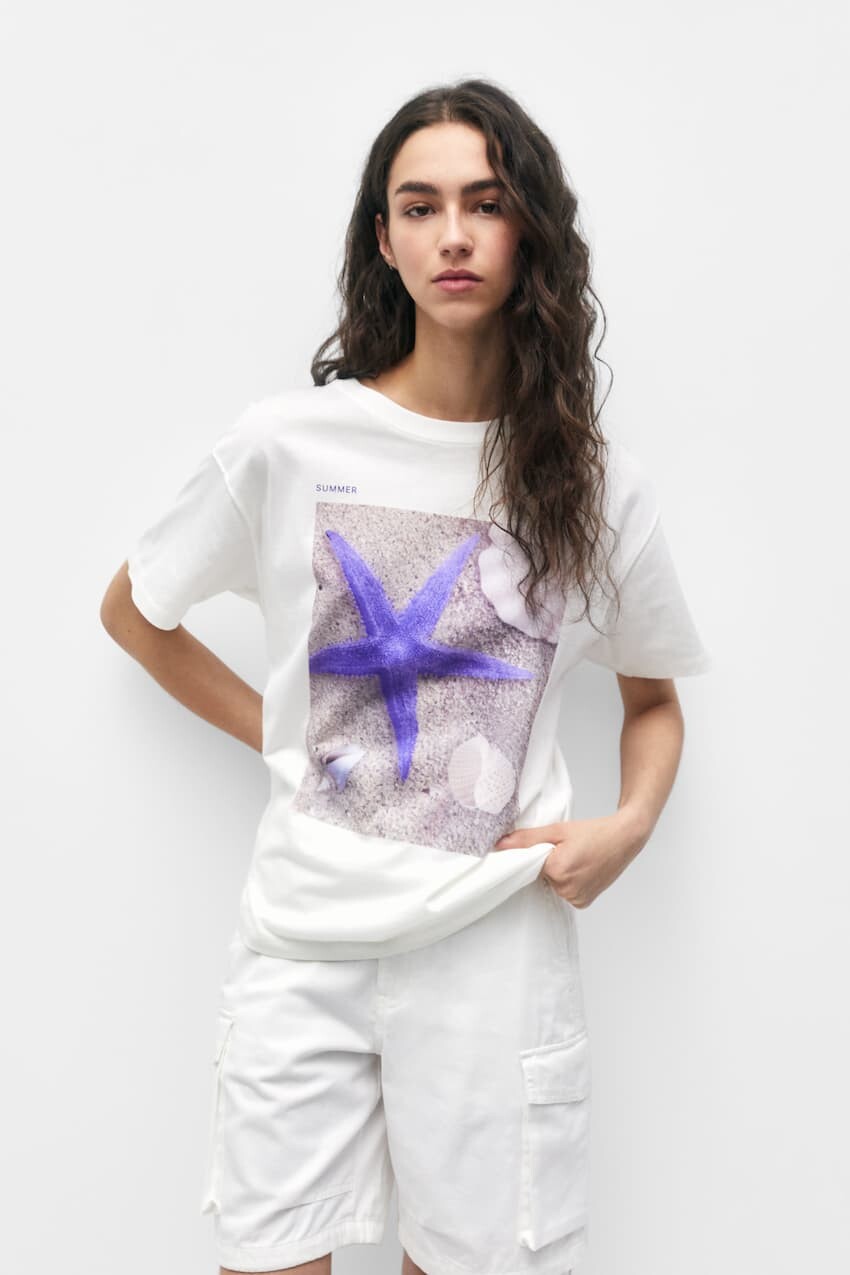 

Футболка с короткими рукавами и звездами Pull&Bear