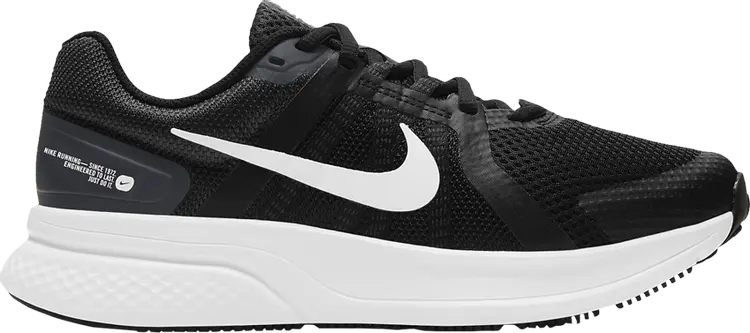 

Кроссовки Nike Wmns Run Swift 2, черно-белый, Черный