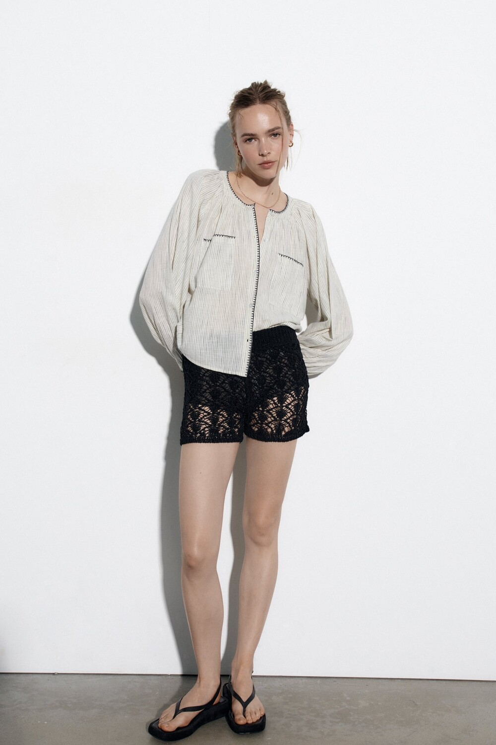 

Полосатый топ ZARA, черно-белый