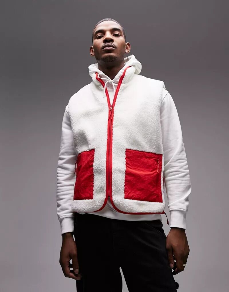 

Бежевый меховой жилет Topman с накладными карманами