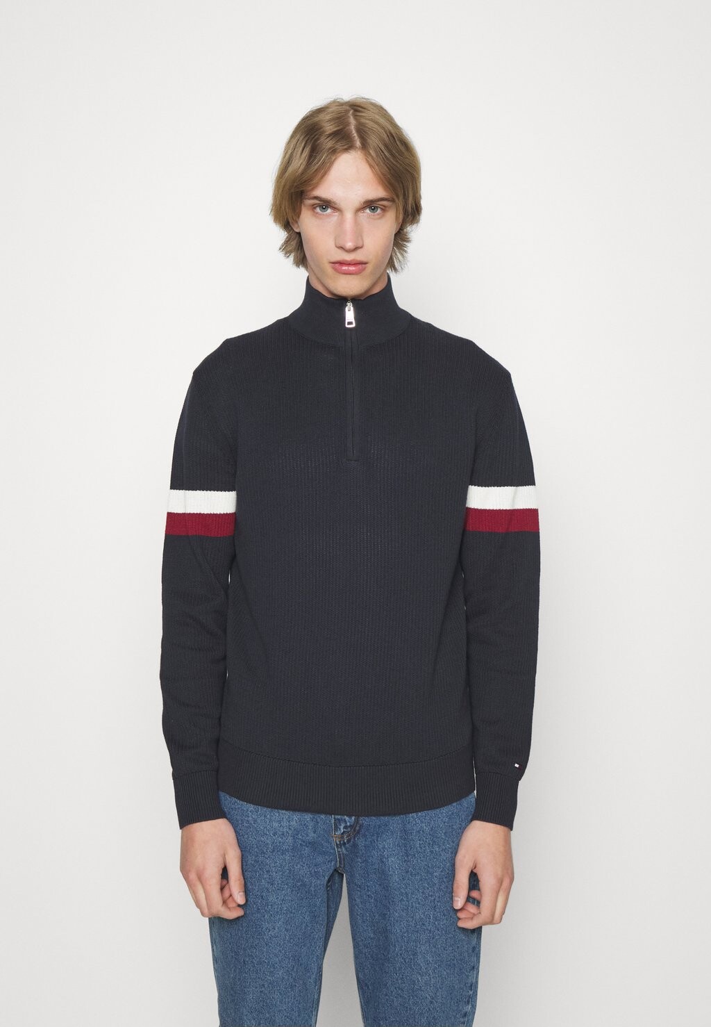 

Свитер Tommy Hilfiger