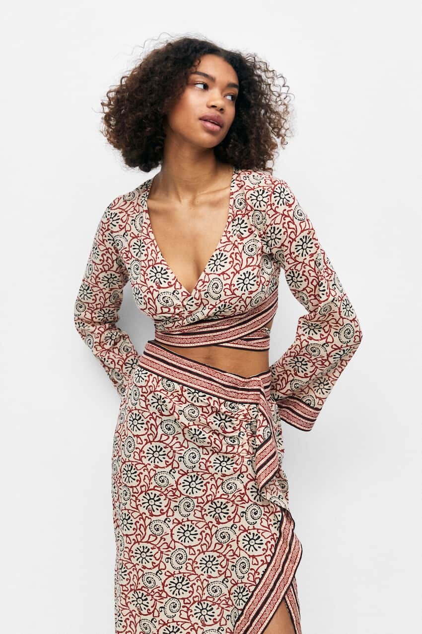 

Блузка крест-накрест Pull&Bear, темно-бордовый