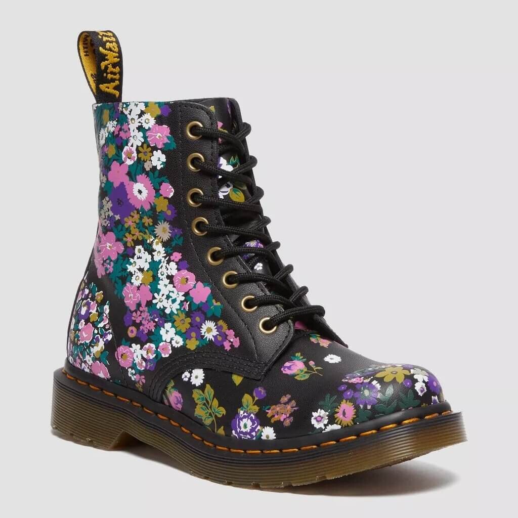 

Ботинки Dr. Martens 1460 Pascal Women's Vintage Floral, черный