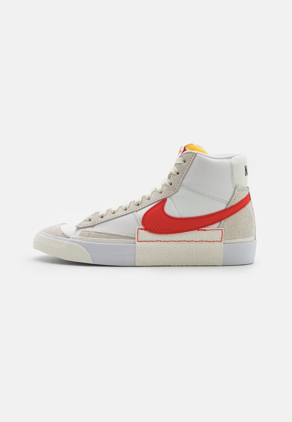 

Высокие кроссовки Nike