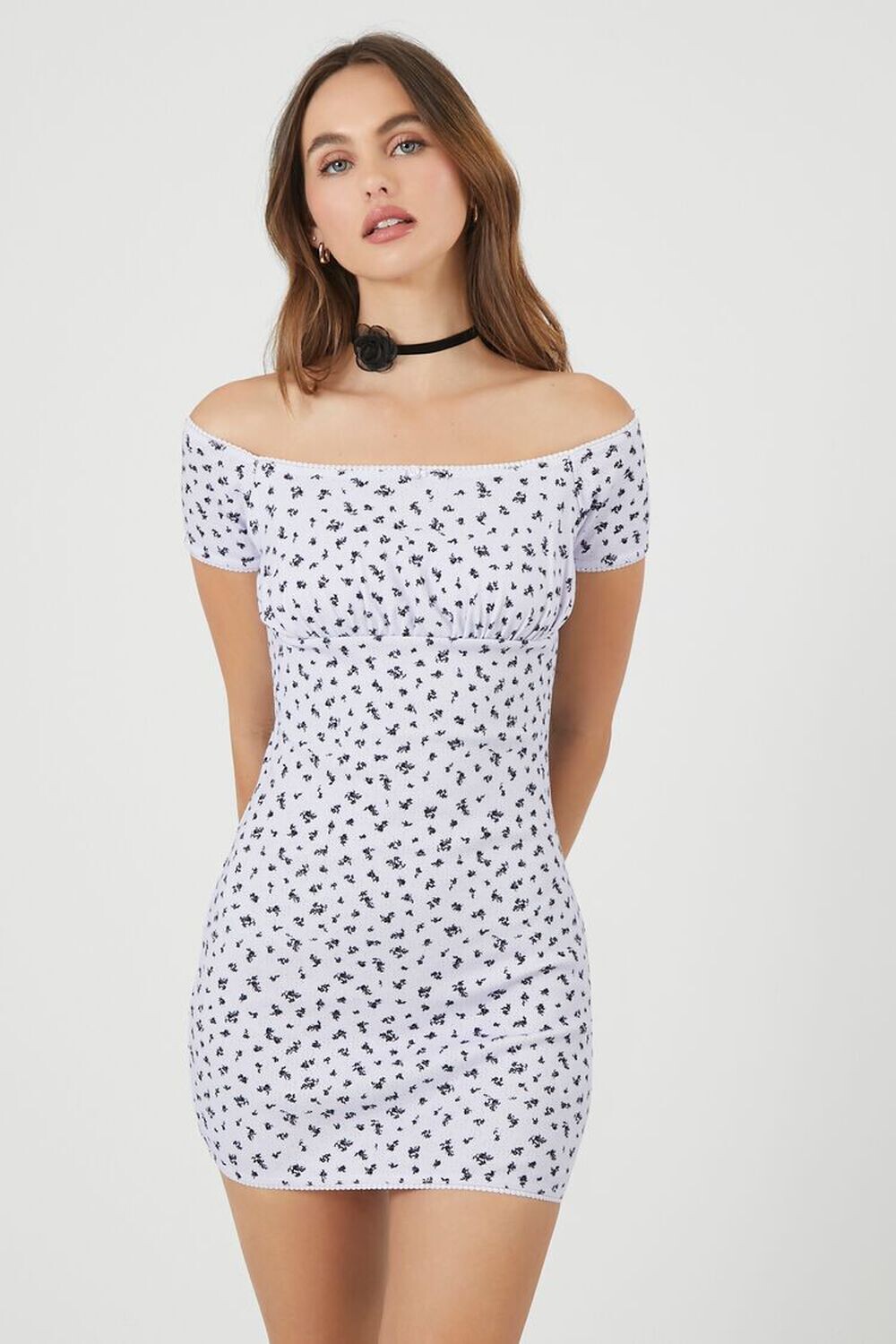 

Мини-платье с открытыми плечами Forever 21, лавандовый