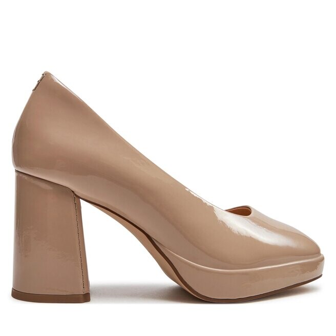 

Туфли Clarks Zoya85 Court 26176365 Sand Patent, бежевый