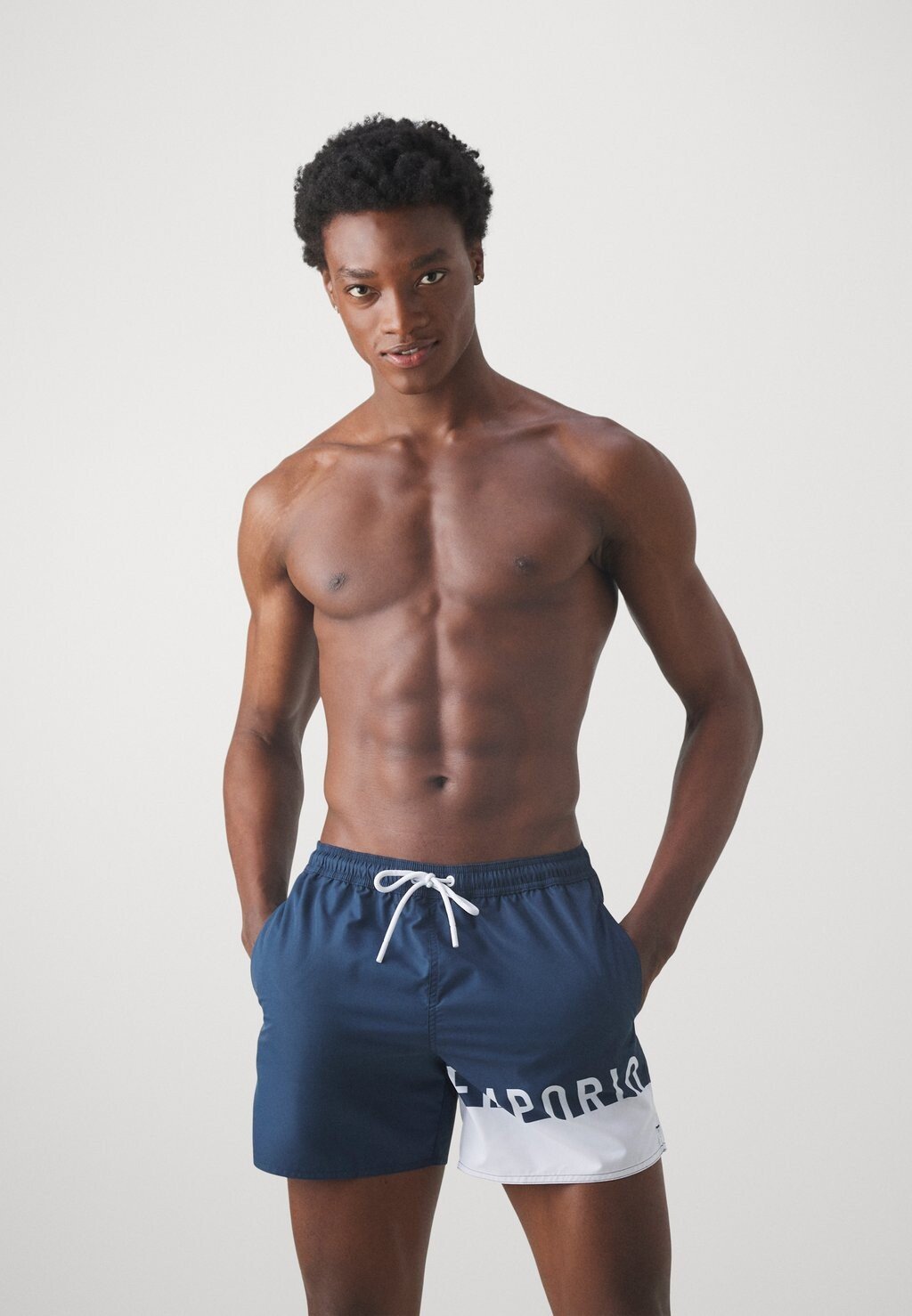 

Плавательные шорты Emporio Armani, темно-синий