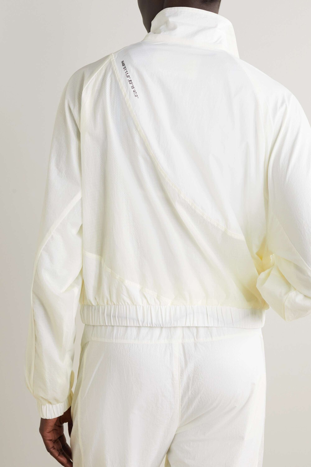 

LACOSTE Куртка со вставками и рипстоп, белый