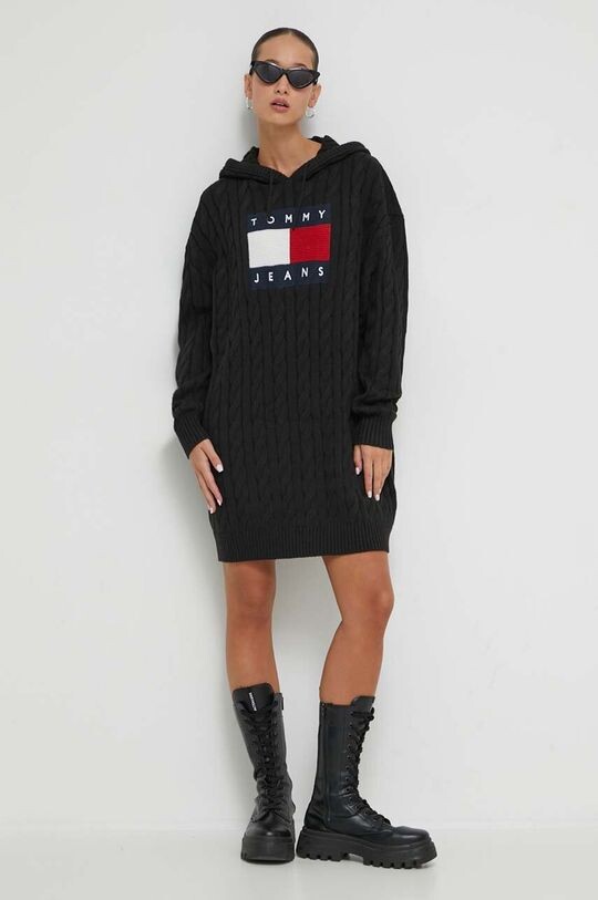 

Платье Томми Джинс Tommy Jeans, черный