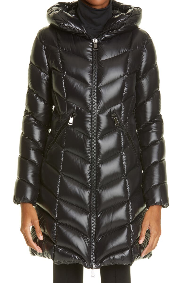 

Стеганый пуховик с капюшоном Marus 750 Fill Power Down MONCLER, черный
