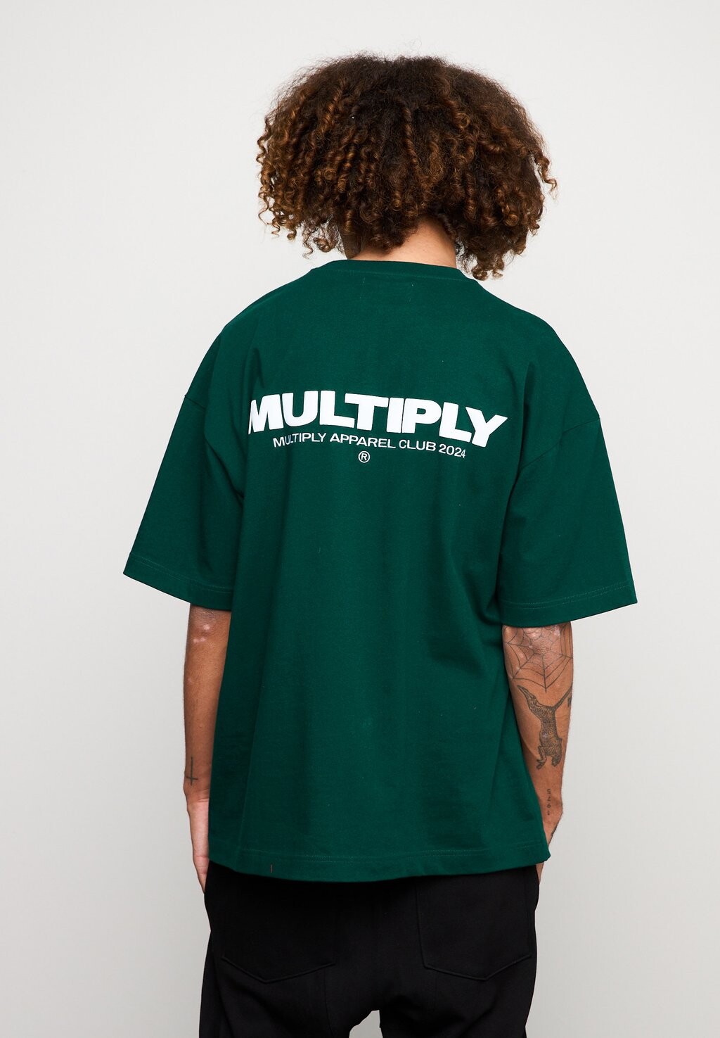 

Футболка с принтом FONT Multiply Apparel, темно-зеленый