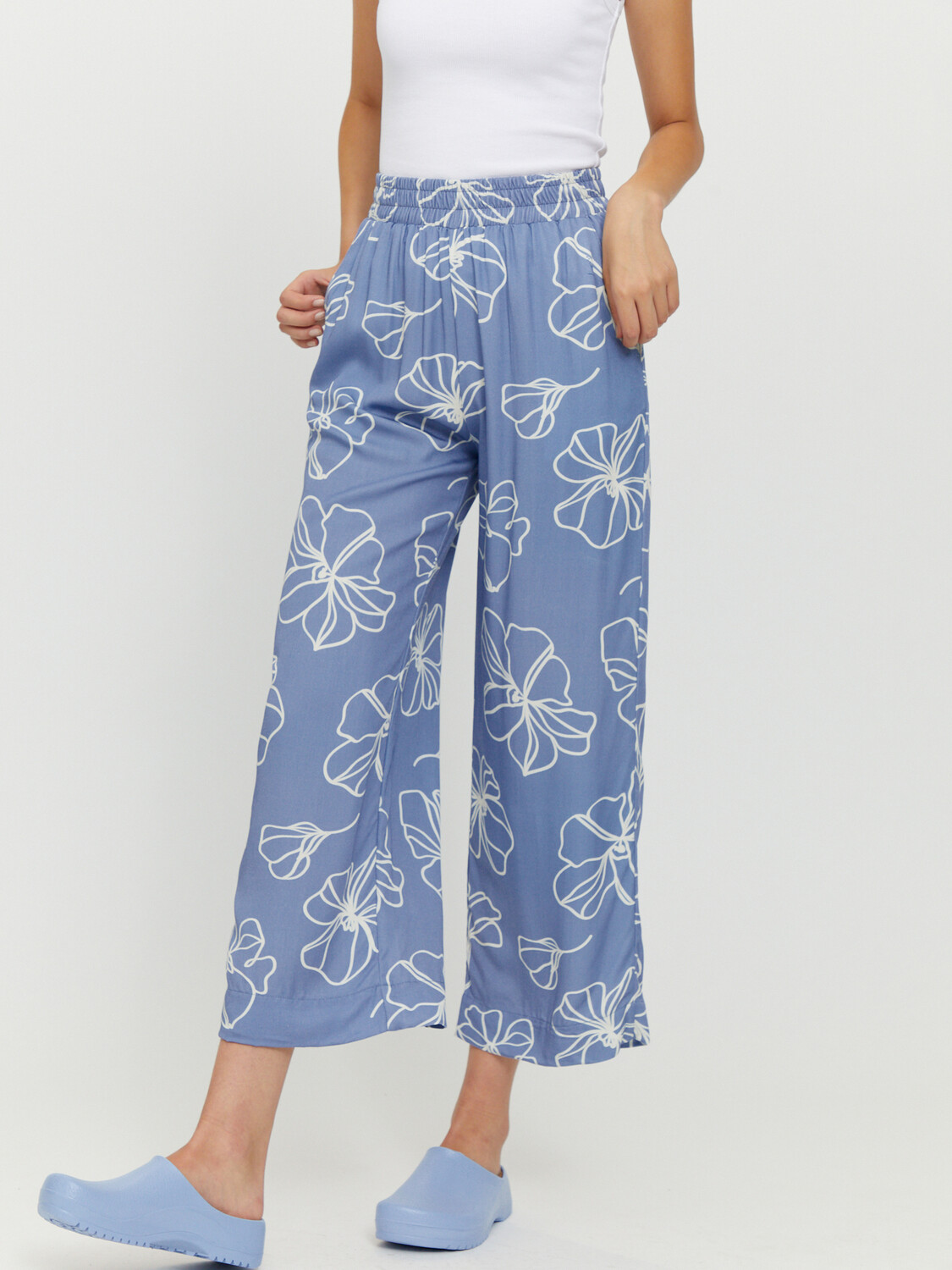 

Брюки MAZINE Stoffhose Cherry Printed, цвет blue lilac/printed
