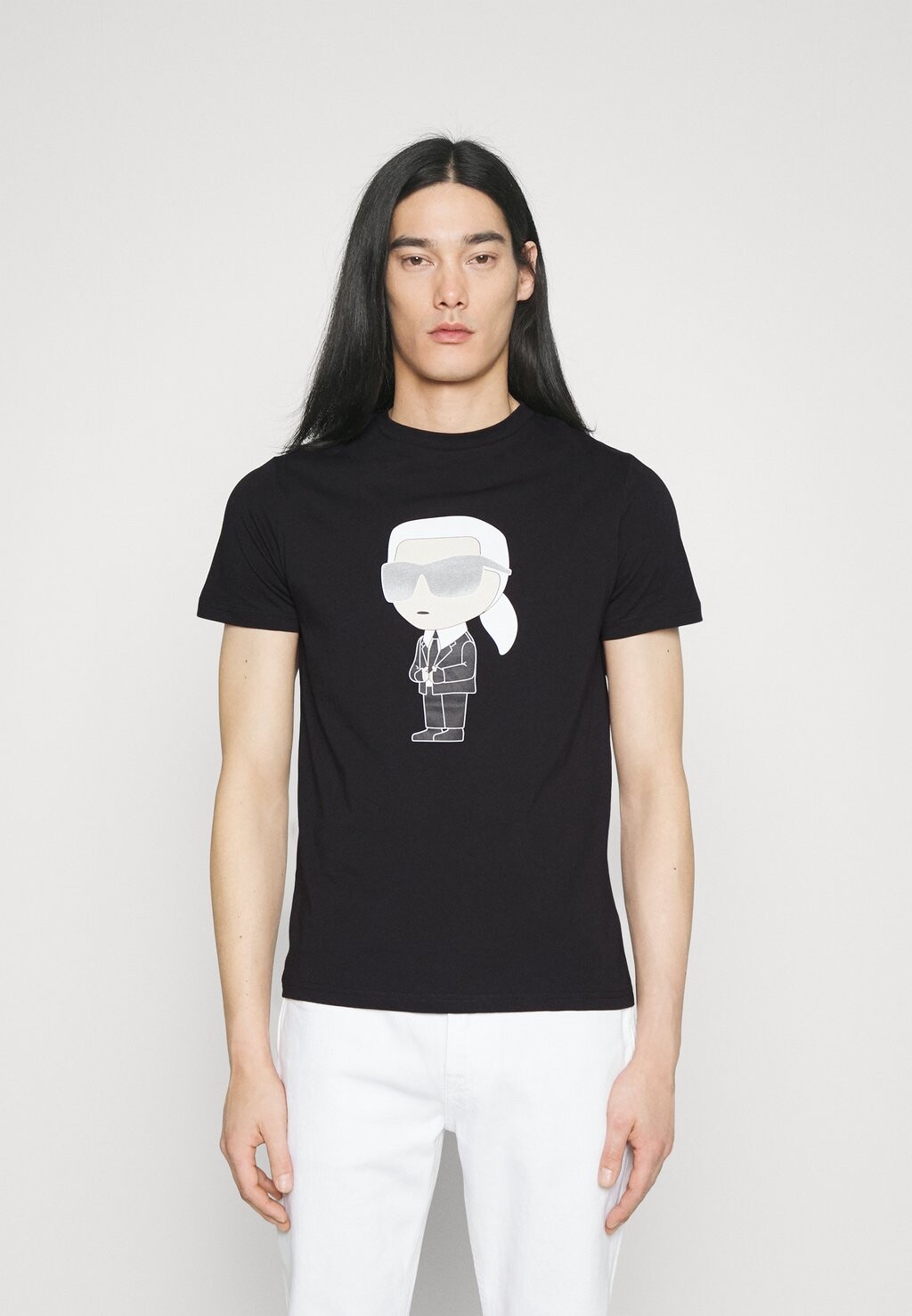 

Футболка с принтом CREWNECK KARL LAGERFELD, черный
