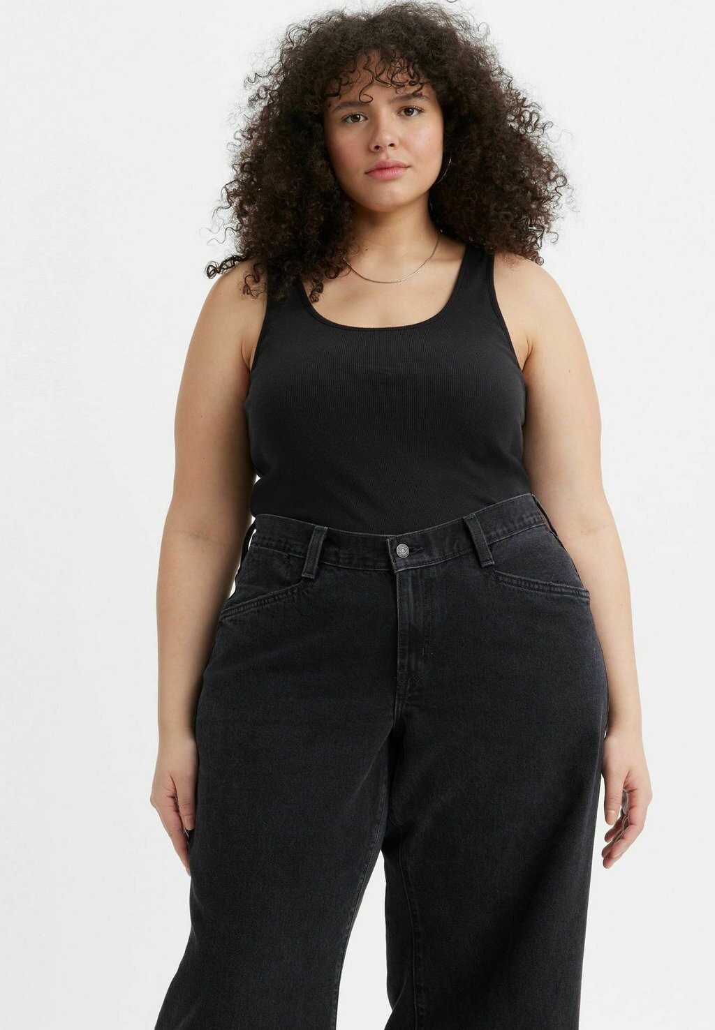 

Топ PL ESSENTIAL TANK CAVIAR Levi's, вереск черный