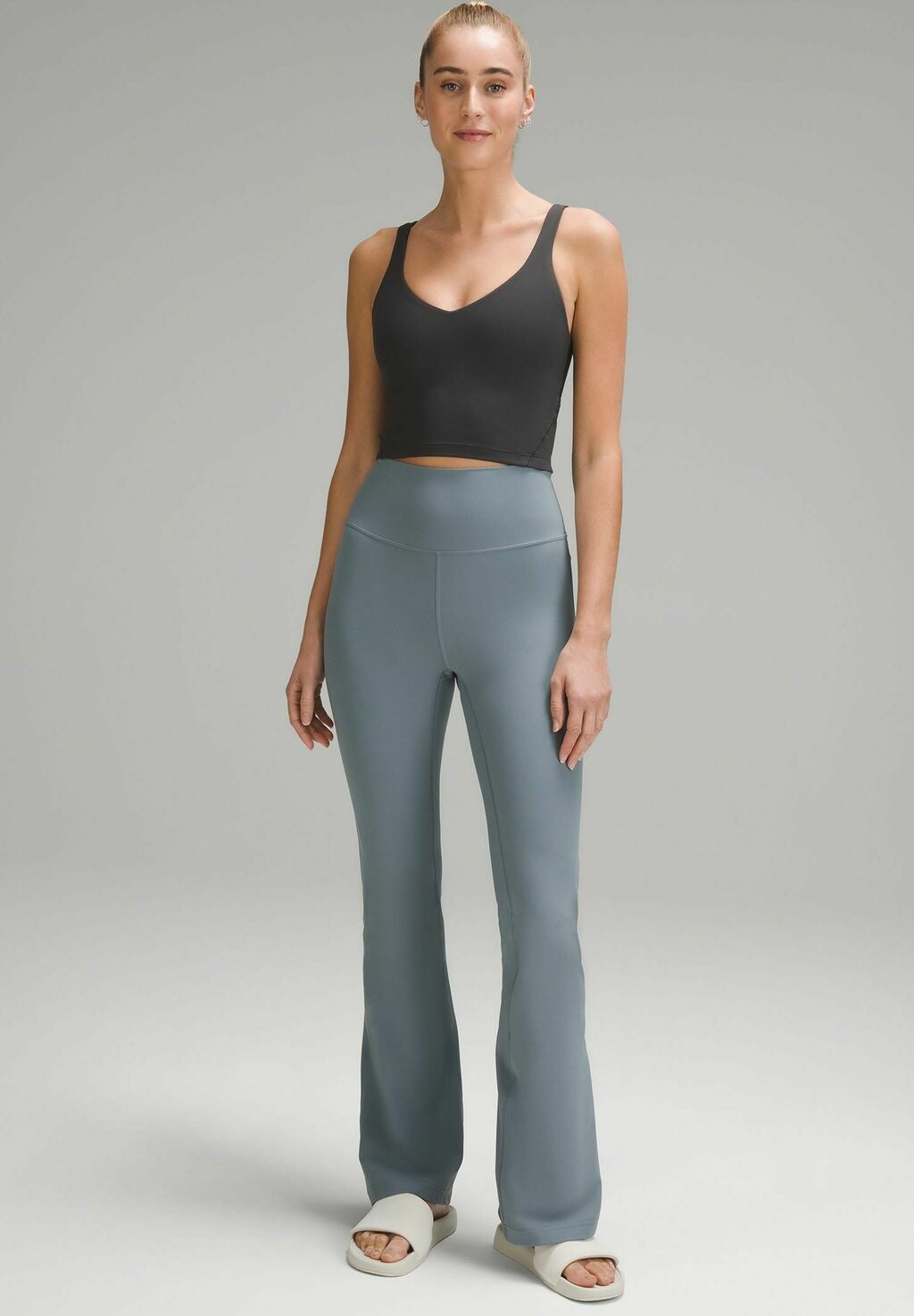 

Брюки GROOVE SUPER HIGH-RISE NULU™ FLARE REGULAR lululemon, синий