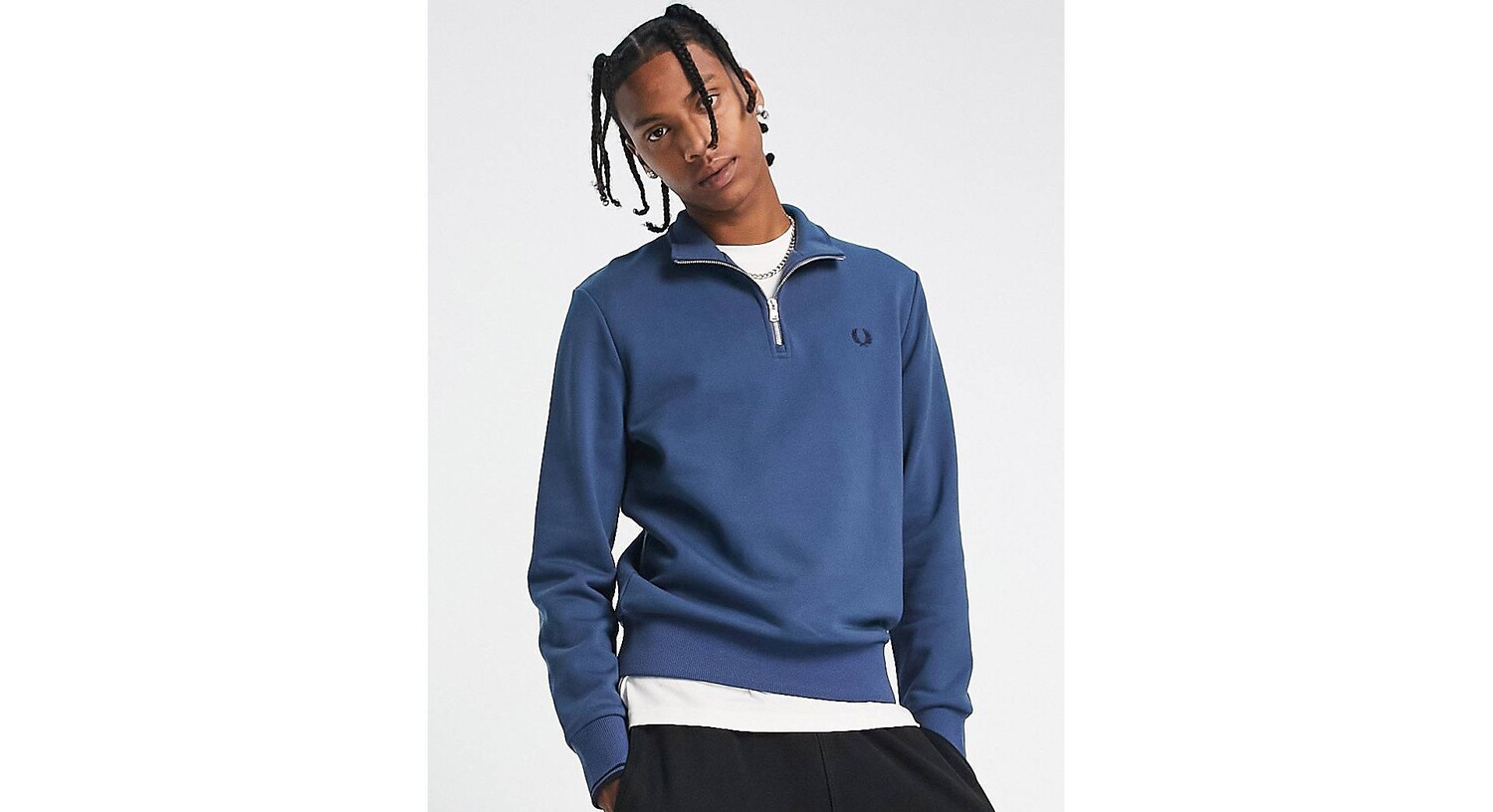 

Темно-синий свитшот на молнии Fred Perry